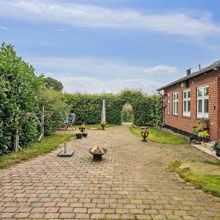 Saja - 550m From The Sea By Interhome Feriehus *