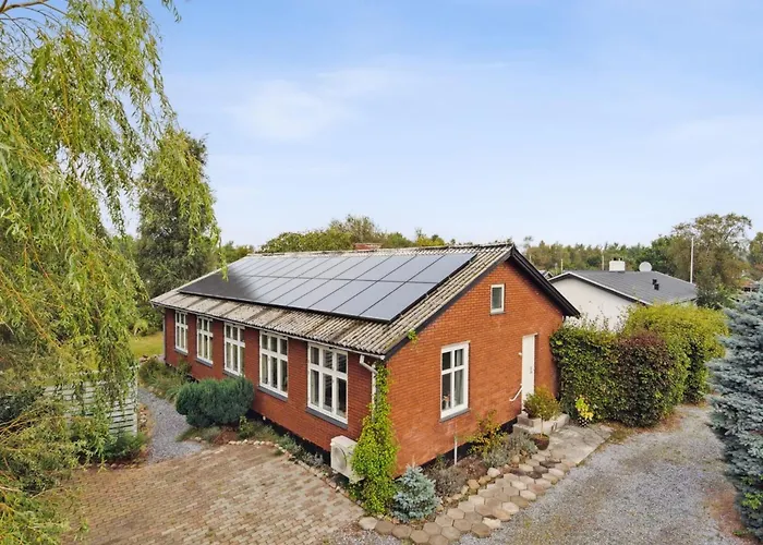 Saja - 550m From The Sea By Interhome