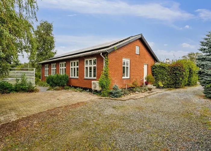 Saja - 550m From The Sea By Interhome Feriehus *